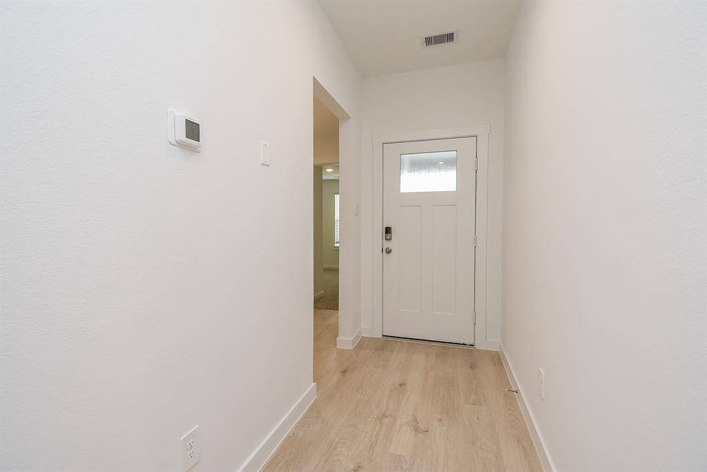 Fresno, TX 77545,4906 Oakwood Drive