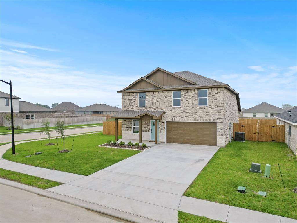 Navasota, TX 77868,2201 Spyglass DR