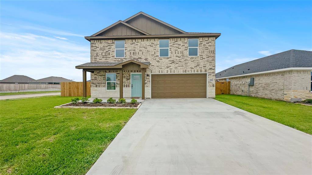 Navasota, TX 77868,2201 Spyglass DR