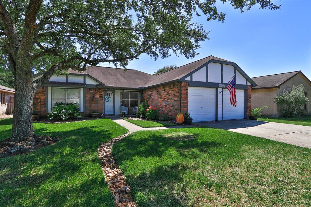 La Porte, TX 77571,10932 Rosewood CT