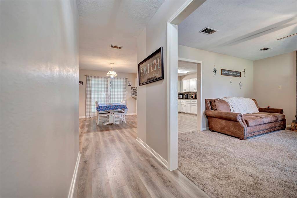 Coldspring, TX 77331,690 Lakeview Drive LOOP