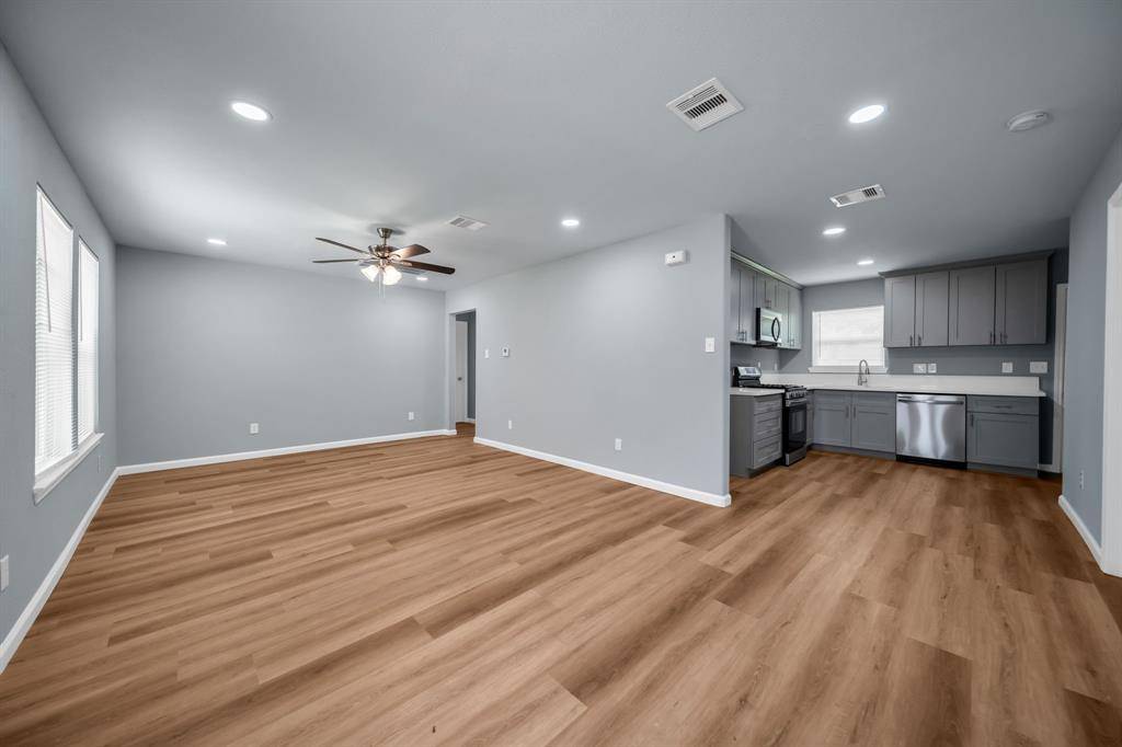 Houston, TX 77033,5822 Beldart ST