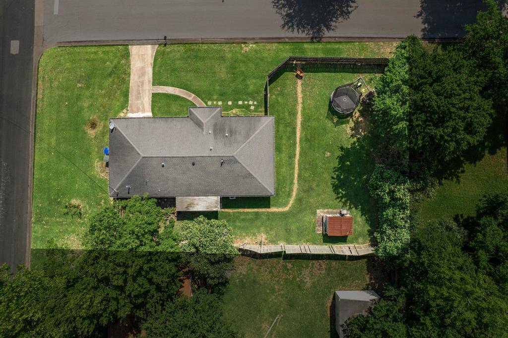 Huntsville, TX 77320,904 Oak DR