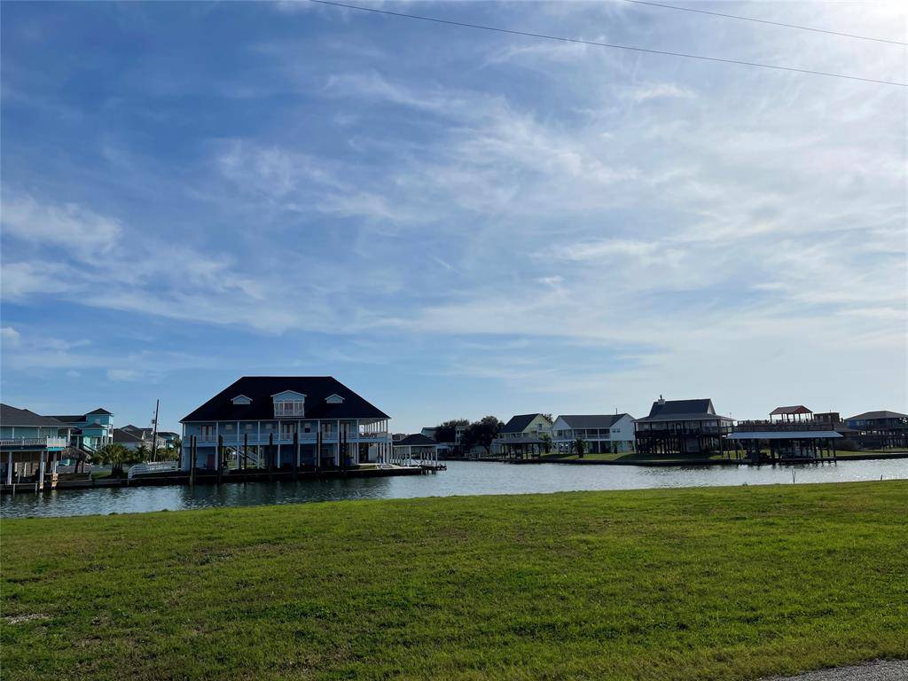 Crystal Beach, TX 77650,1275 Lagoon DR