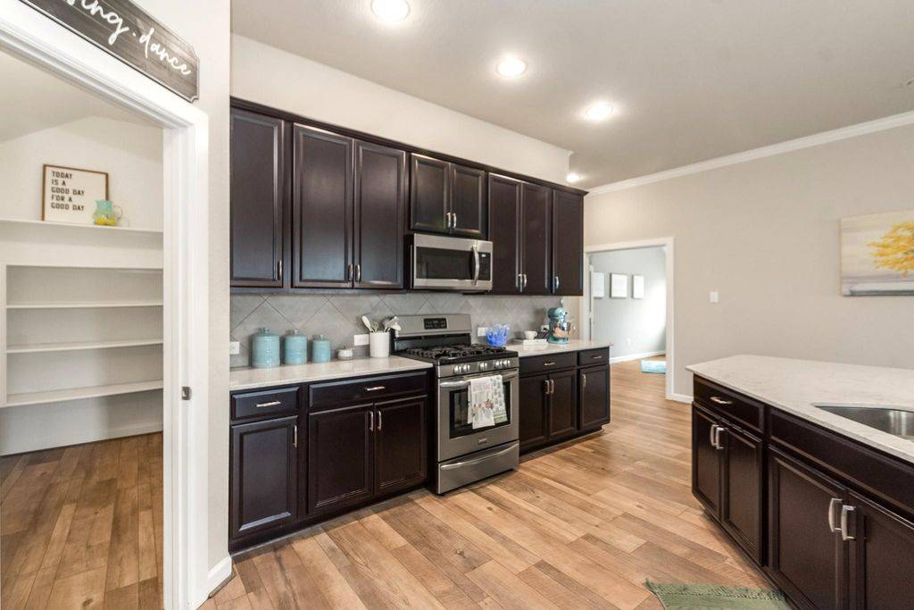 Iowa Colony, TX 77583,3422 Lake CT