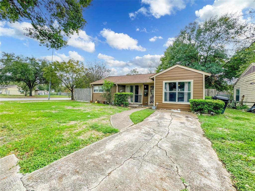 Houston, TX 77021,5154 Balkin ST