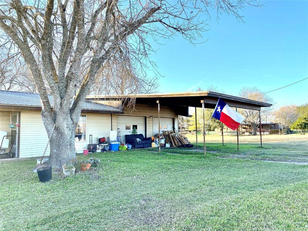 Shiner, TX 77984,904 County Road 345