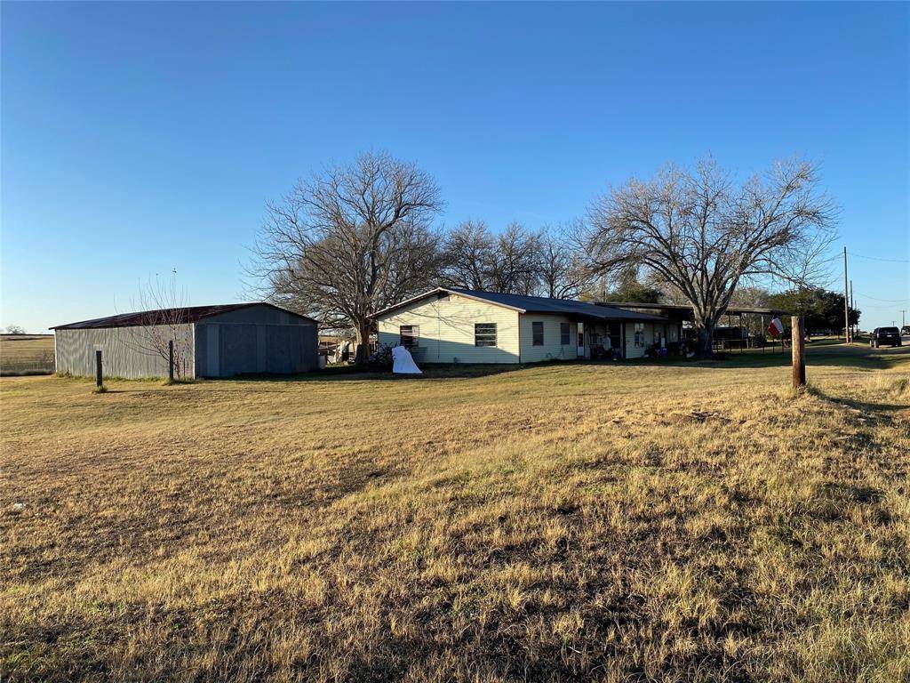 Shiner, TX 77984,904 County Road 345