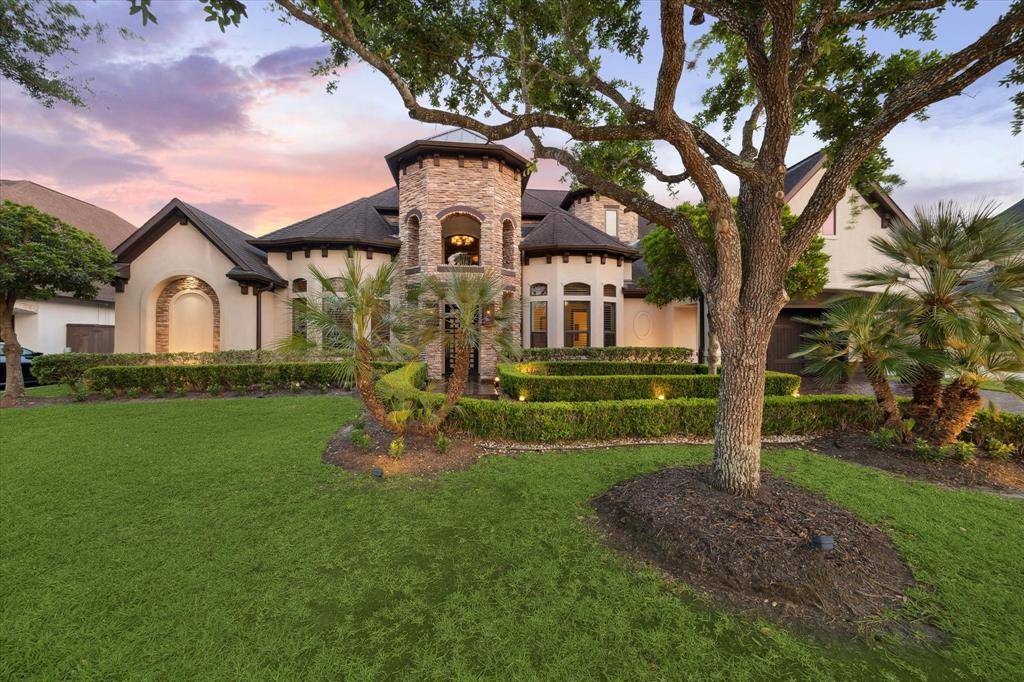 Friendswood, TX 77546,505 Hunters LN
