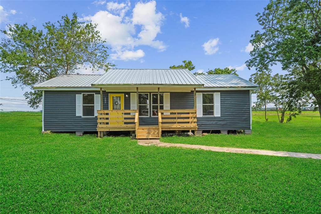 Brazoria, TX 77422,152 Country Oaks ST