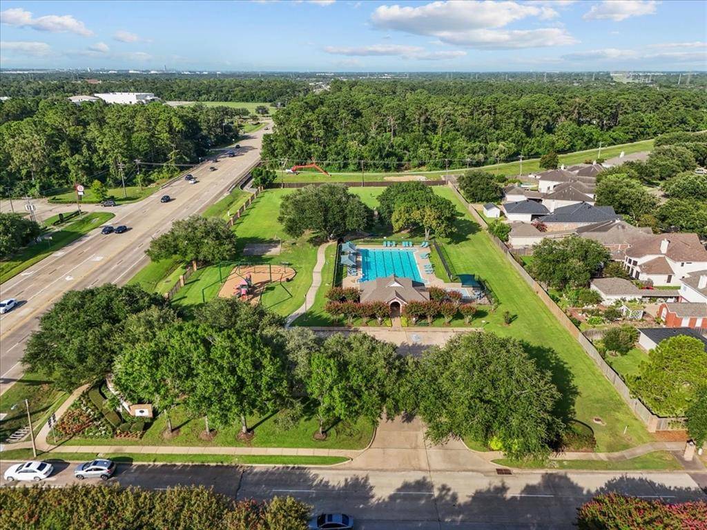 League City, TX 77573,504 Bay Area BLVD