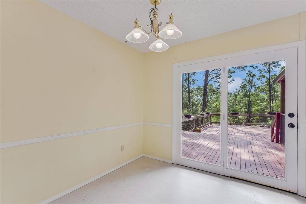 La Grange, TX 78945,919 Stephan LN