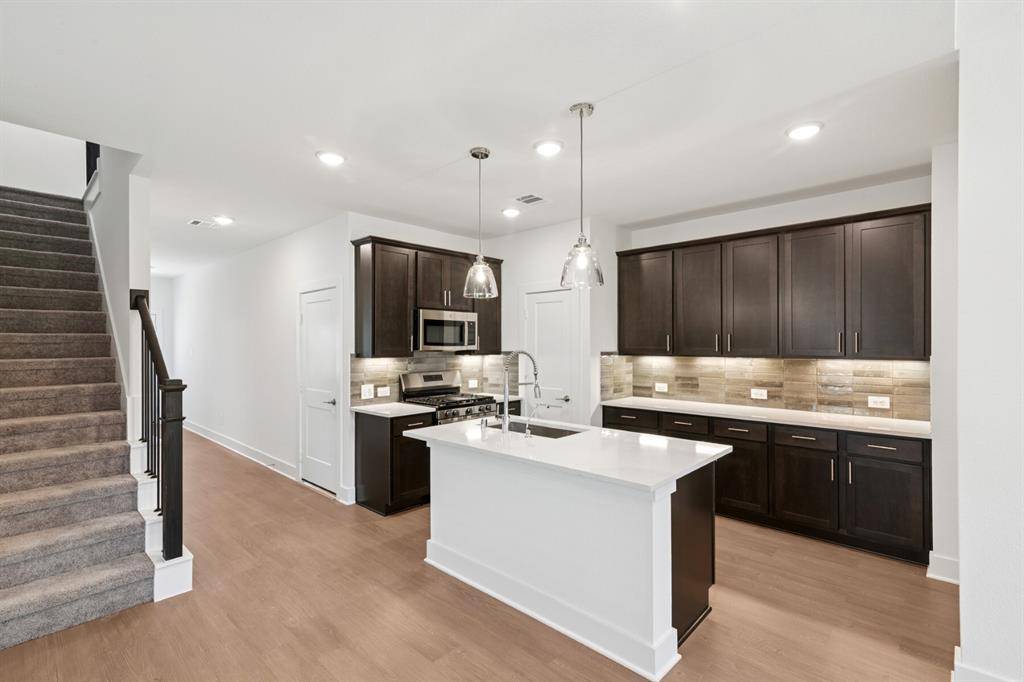 Willis, TX 77378,204 Wasatch Peaks WAY