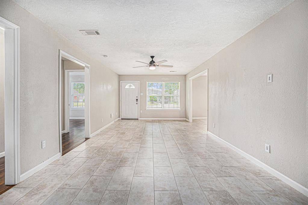 Houston, TX 77033,4813 Larkspur ST
