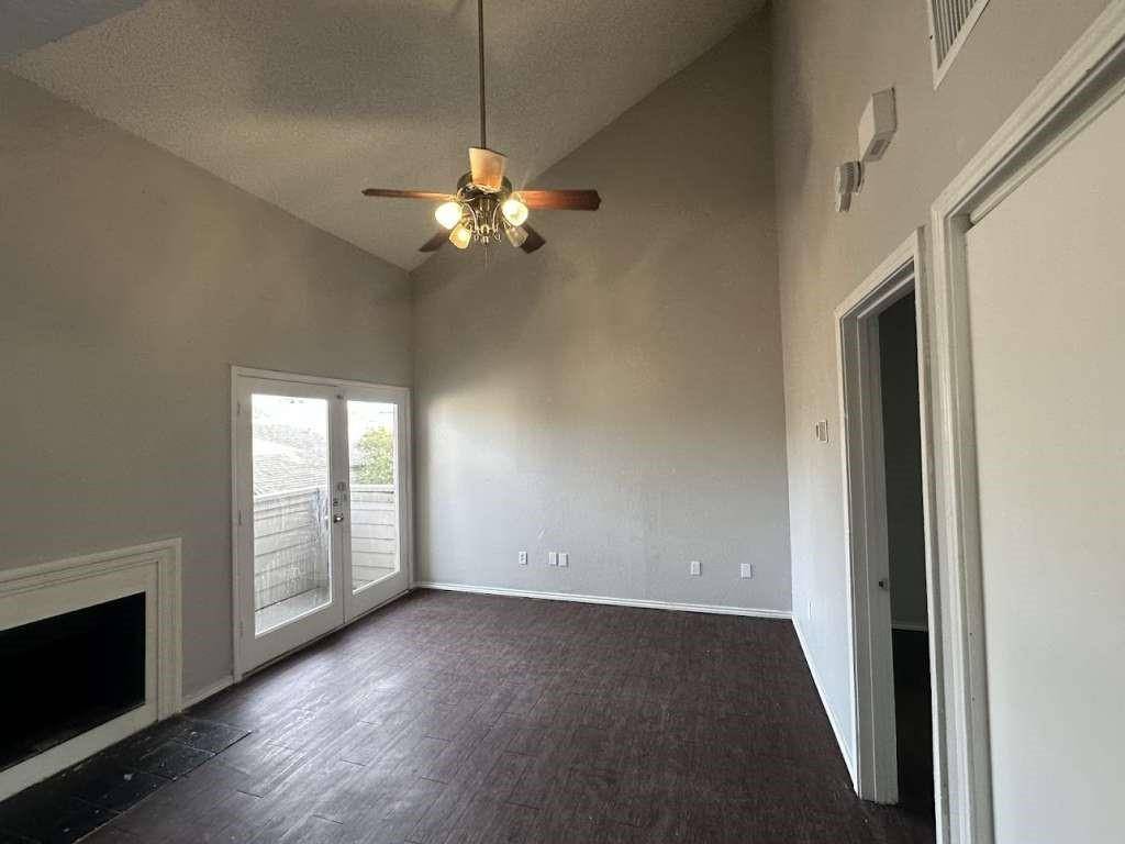 Dallas, TX 75243,9747 Whitehurst DR #123