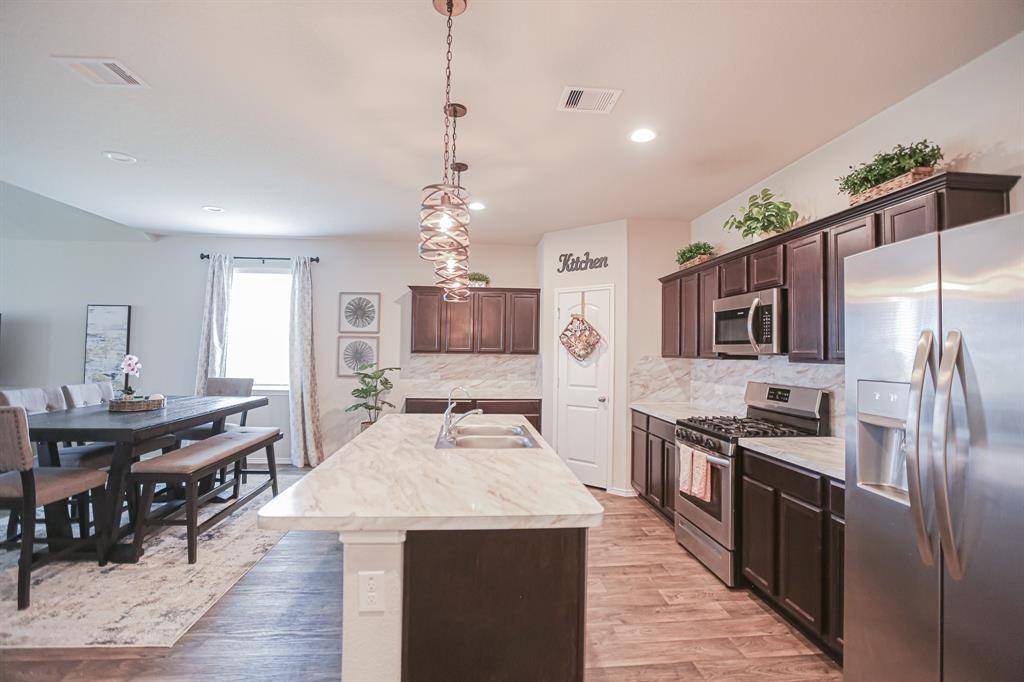 Katy, TX 77449,5414 Pembrokeshire CIR