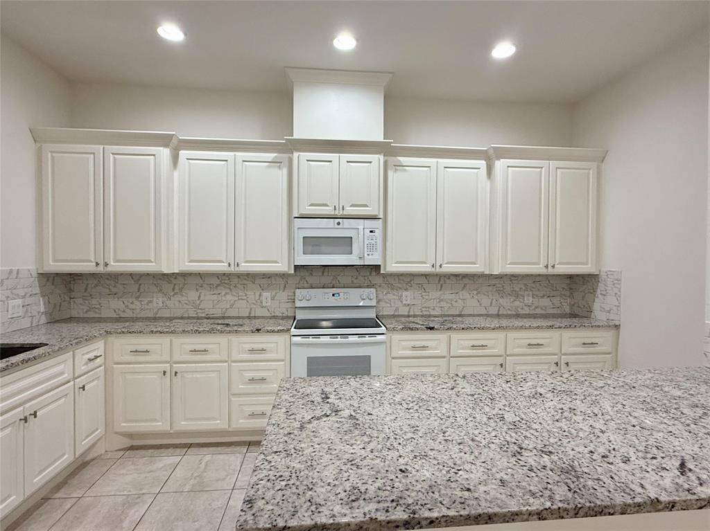 New Caney, TX 77357,2610 Appian WAY #2588 A