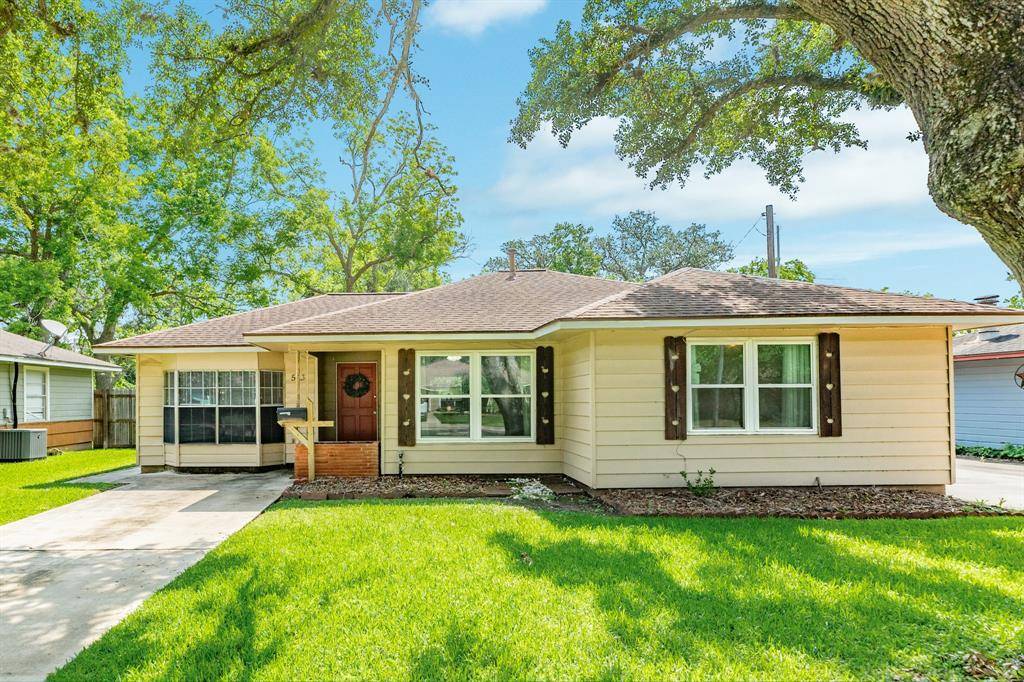 Lake Jackson, TX 77566,513 Gardenia ST