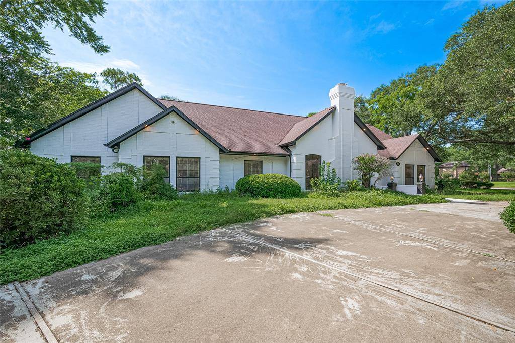 Friendswood, TX 77546,702 Pine Hollow DR