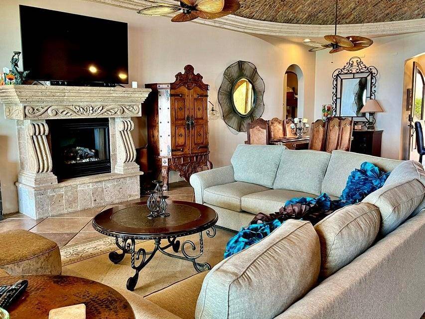 20 Bella Sirena, Sandy Beach Villa