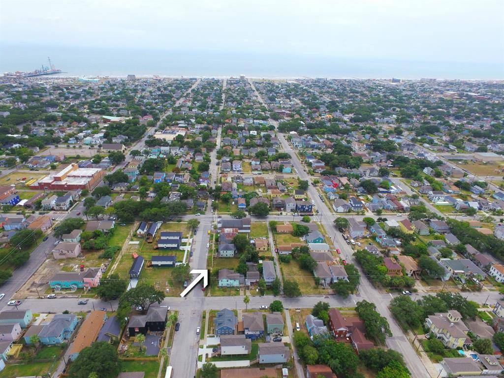 Galveston, TX 77550,1207 32nd ST