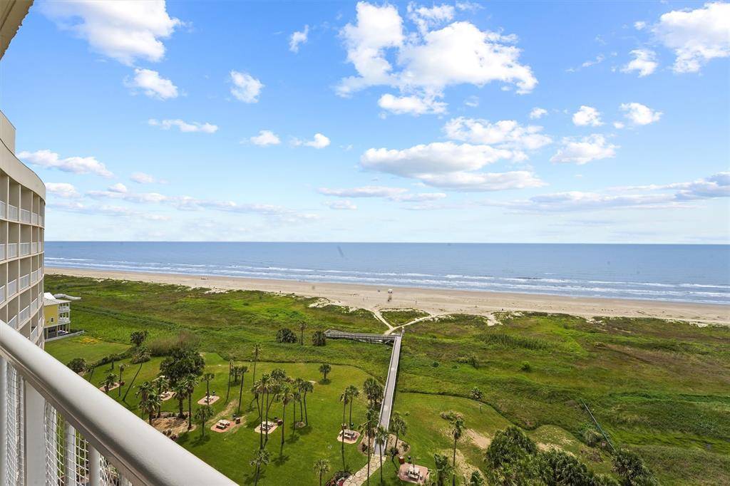 Galveston, TX 77550,1401 E Beach DR #1112