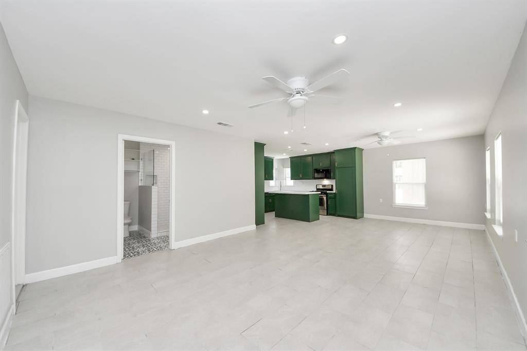 Houston, TX 77061,6735 Alpine B DR