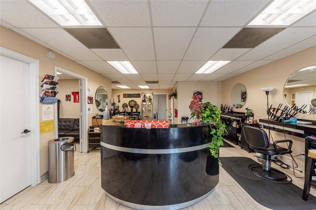 La Marque, TX 77568,524 Highway 3