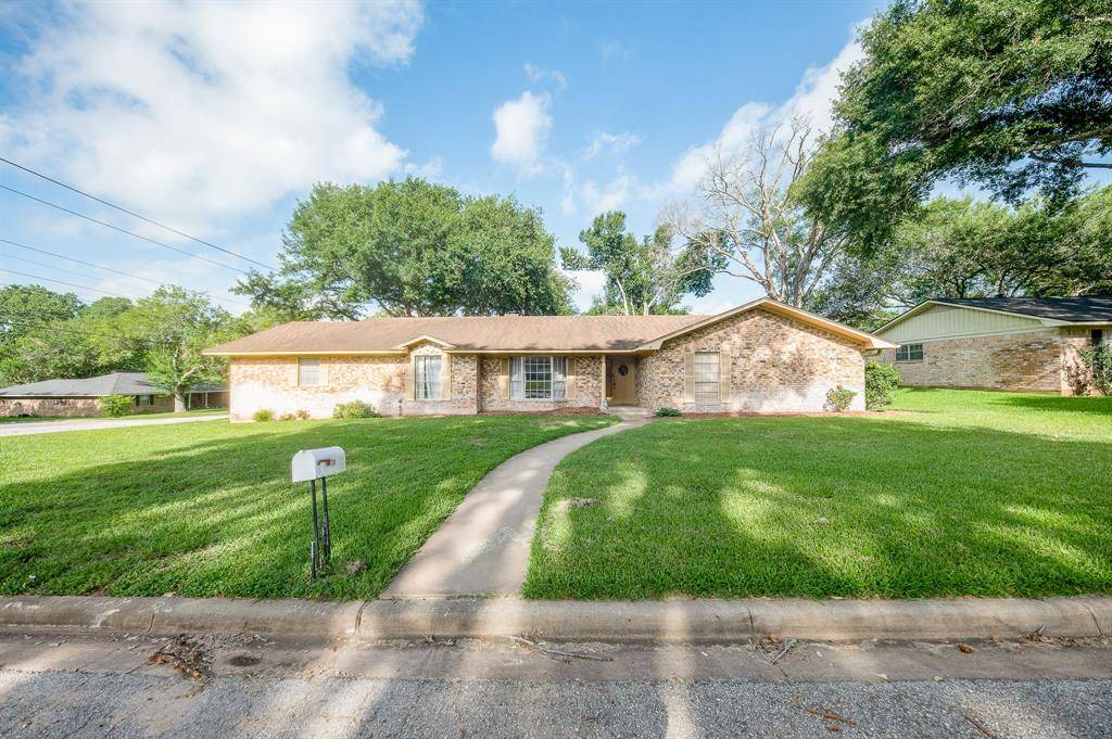 Brenham, TX 77833,1708 Ellen ST