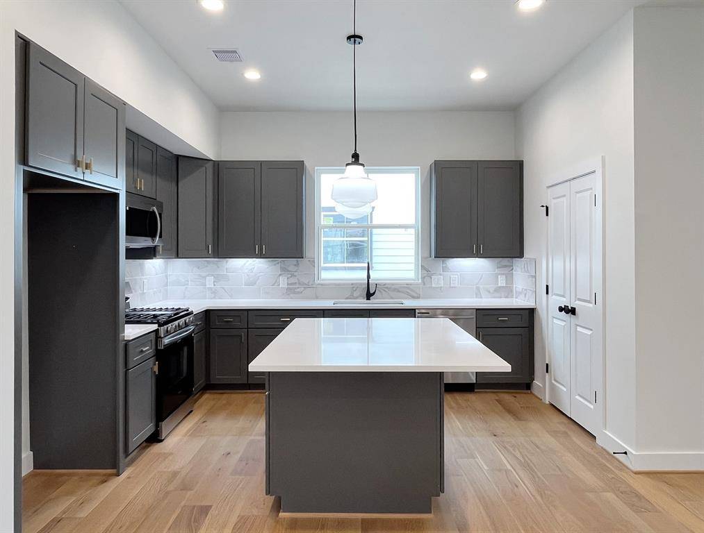 Houston, TX 77091,5438C Wheatley ST