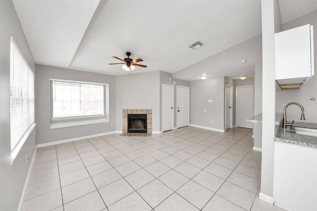 Houston, TX 77032,5526 Farley, unit B DR