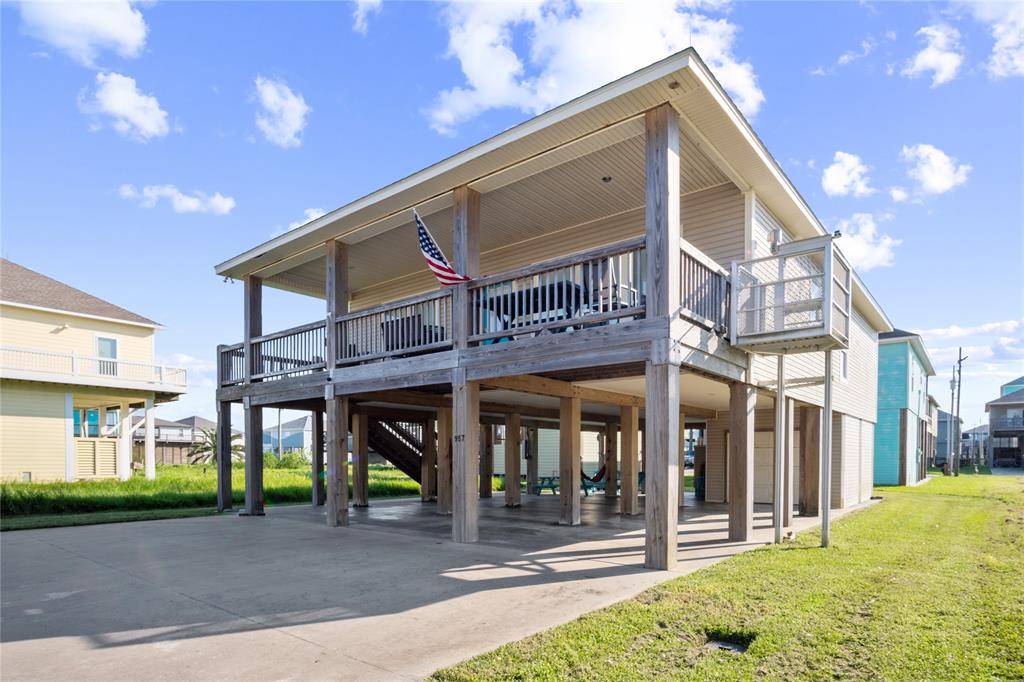 Crystal Beach, TX 77650,957 Fisherman DR S