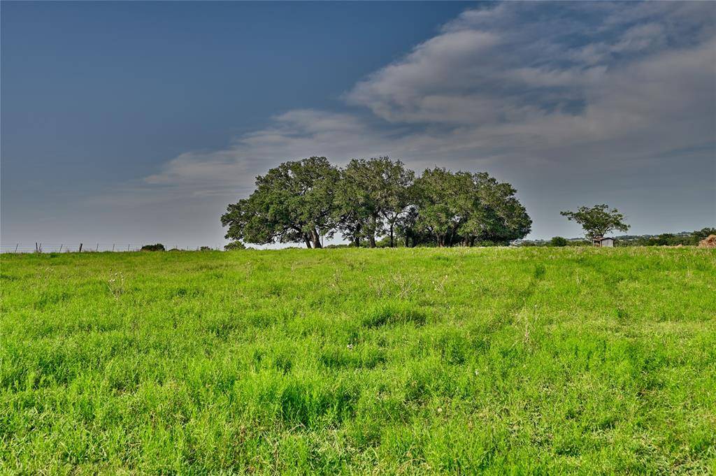 Brenham, TX 77833,600 Artesian Park Ln