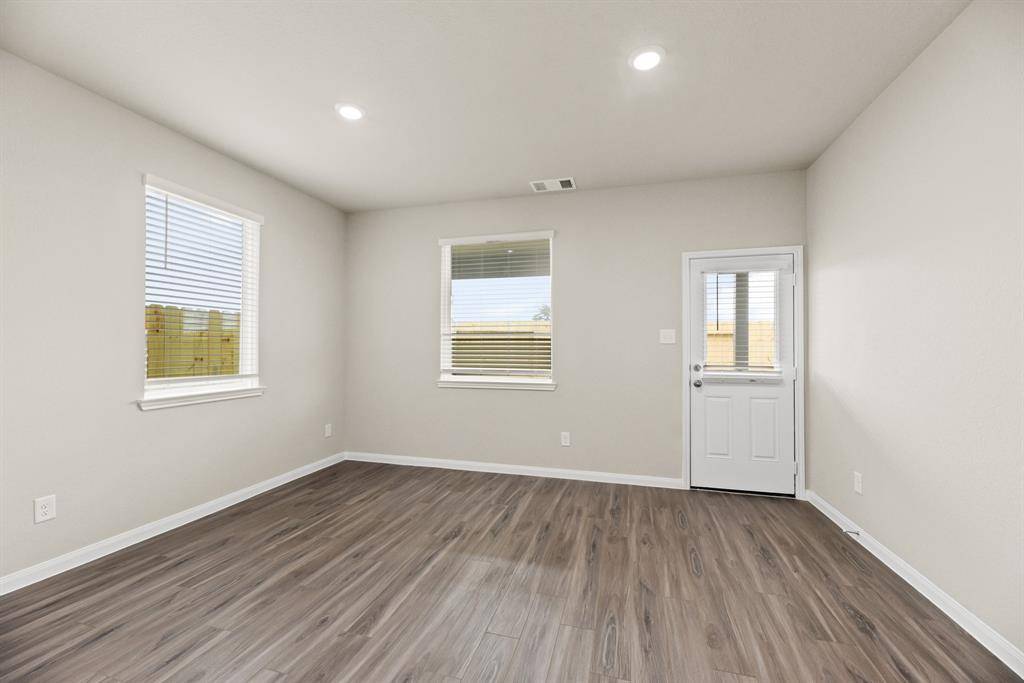 Willis, TX 77318,9243 Grace Ridge DR