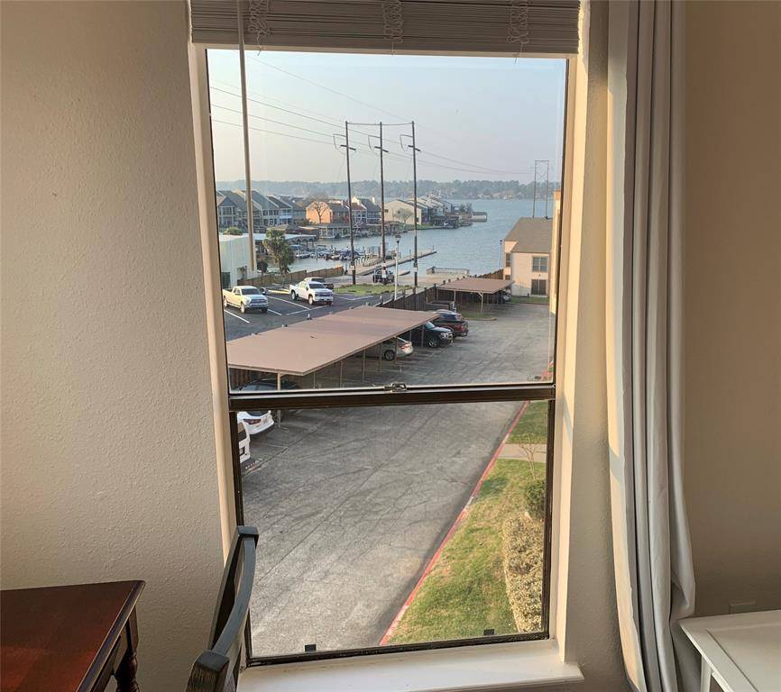 Conroe, TX 77356,203 C Lakeview Terrace #203C