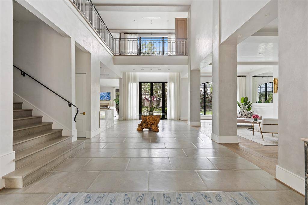Houston, TX 77024,11726 Flintwood DR