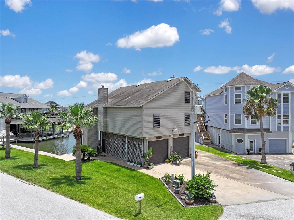Tiki Island, TX 77554,214 Easterly DR