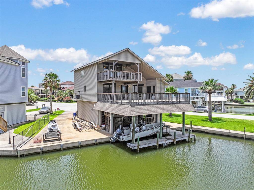 Tiki Island, TX 77554,214 Easterly DR