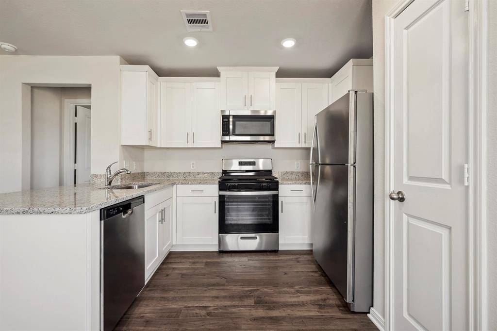 Cleveland, TX 77328,10410 Red Cardinal Drive DR