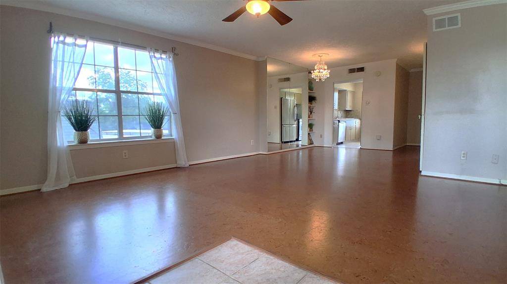 Houston, TX 77024,9003 Gaylord DR #11
