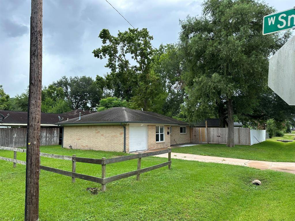 Alvin, TX 77511,318 N 4th ST