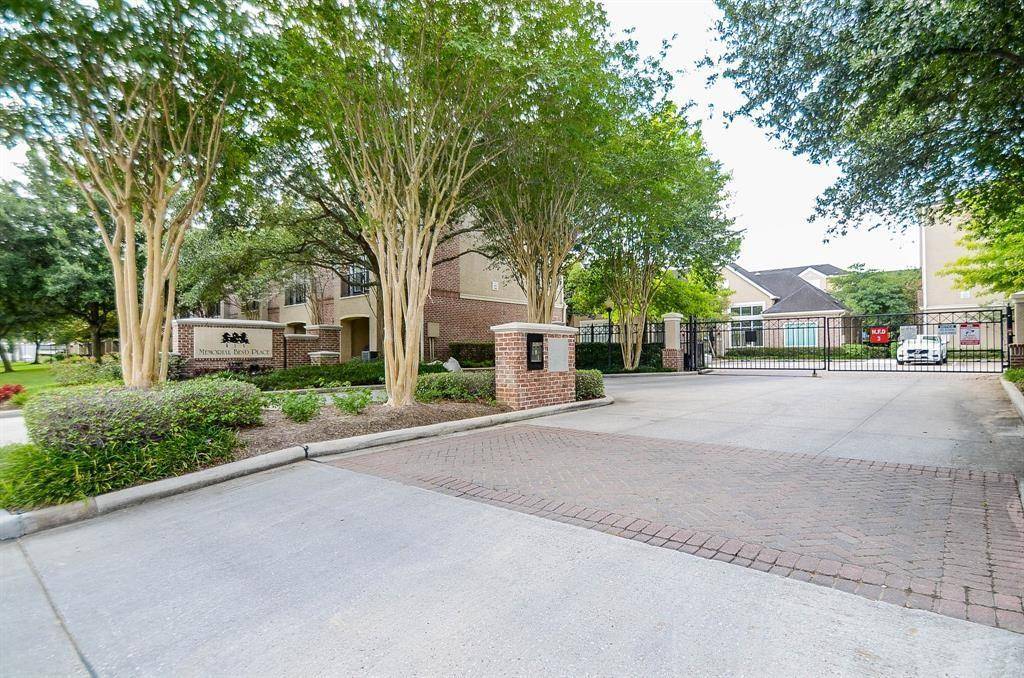 Houston, TX 77024,12707 Boheme Drive DR #903