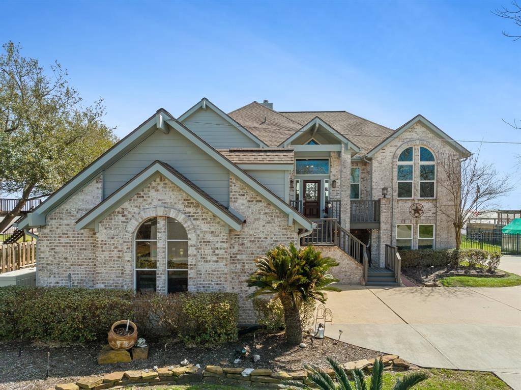 Beach City, TX 77523,12734 Tri City Beach
