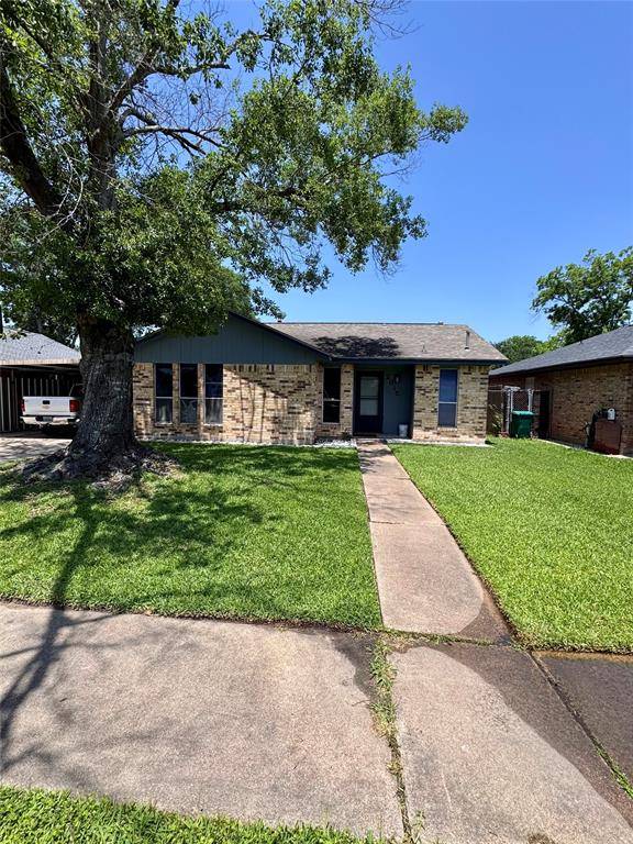 Pasadena, TX 77503,2815 Pineswept DR