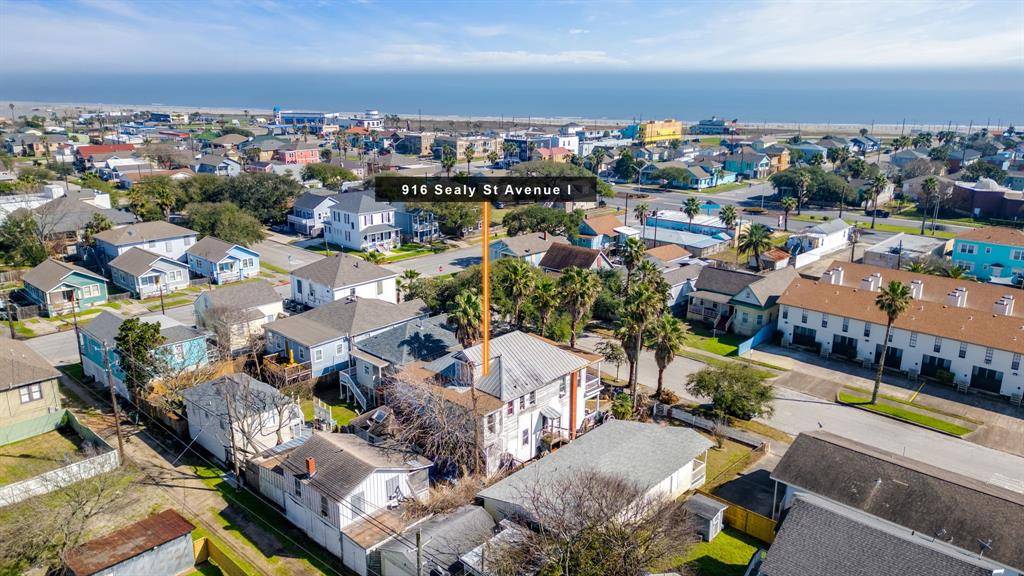 Galveston, TX 77550,916 Sealy ST