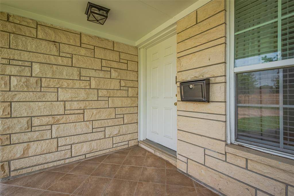 Houston, TX 77018,3042 Oak Forest DR