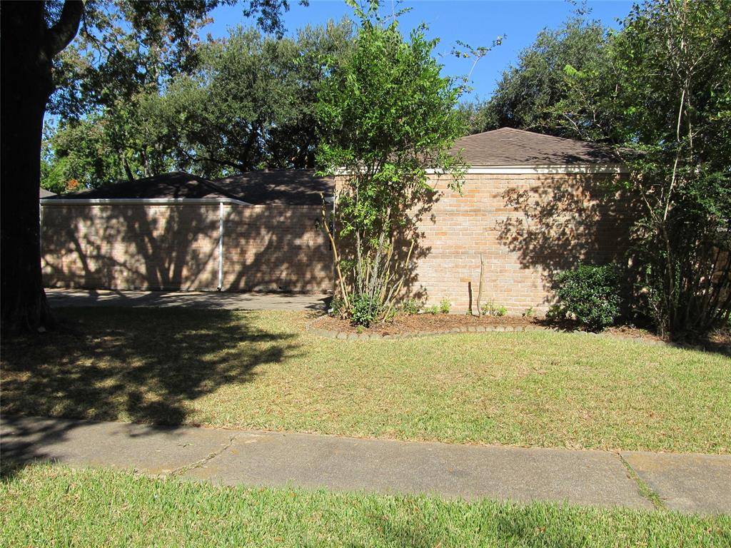 Houston, TX 77059,16211 Brookvilla DR