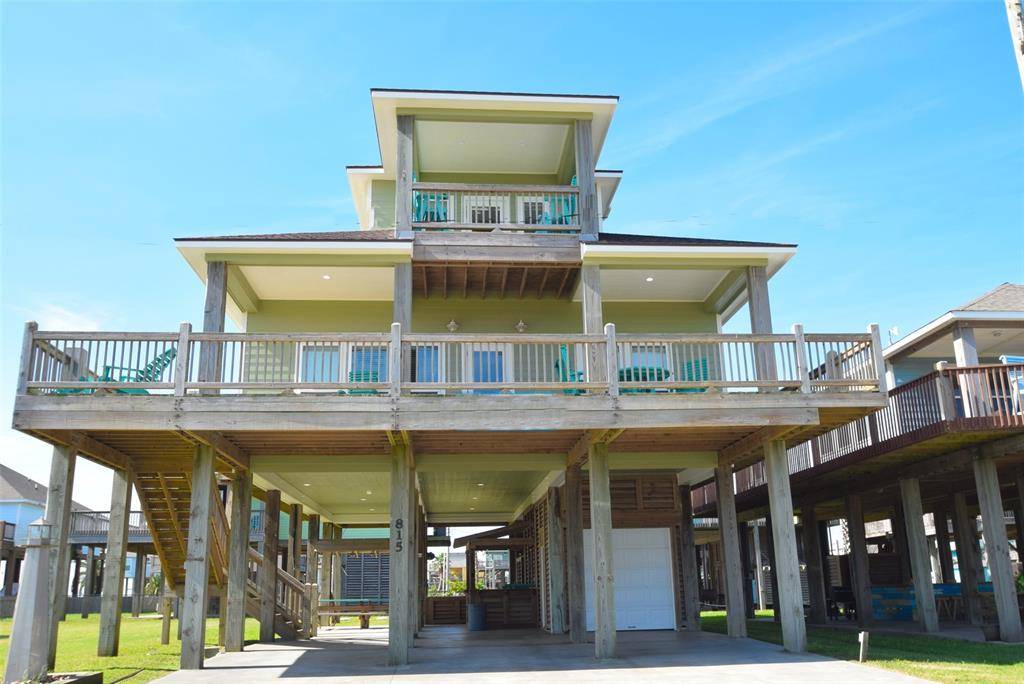 Crystal Beach, TX 77650,815 West LN