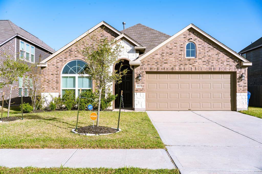 Rosenberg, TX 77471,1827 Walnut Green CIR