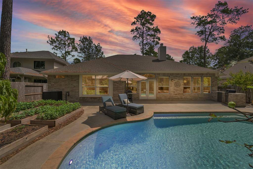 The Woodlands, TX 77384,43 E Hobbit Glen DR